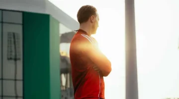 عروض ألمانية مرتقبة.. الأهلي السعودي يحسم مصير المدرب ماتياس يايسله مع الفريق